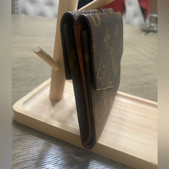 Vintage LV Wallet - Picture 3 of 13